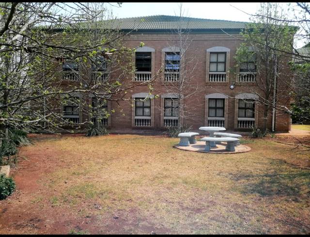 75M² OFFICE TO LET IN HIGHVELD